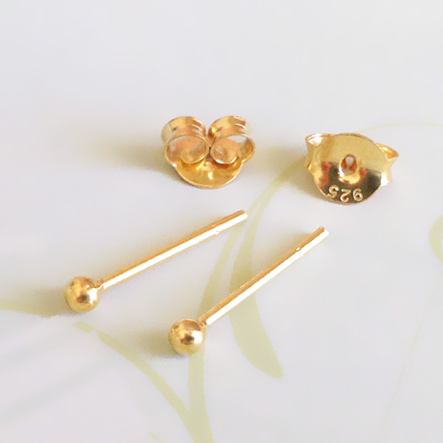 アクセサリーパーツ ヴェルメイユ・スタッドピアス